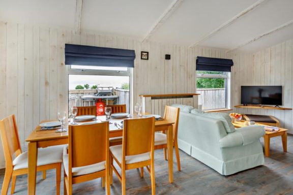 Swn y Mor Cabin